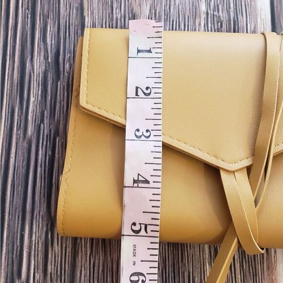 Glass Ladder & Co Tech Organizer - Picture 10 of 16